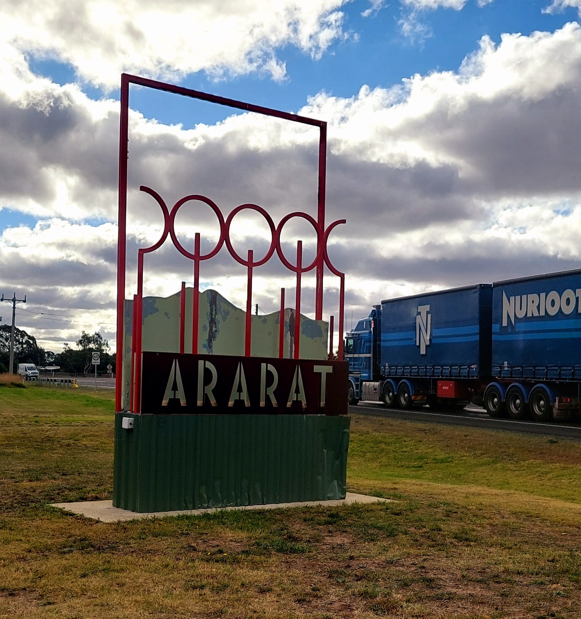 Ararat entrance sign
